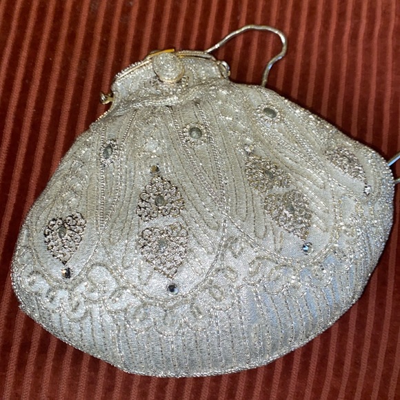 DELILL Hashimoto beaded bag - Picture 5 of 14